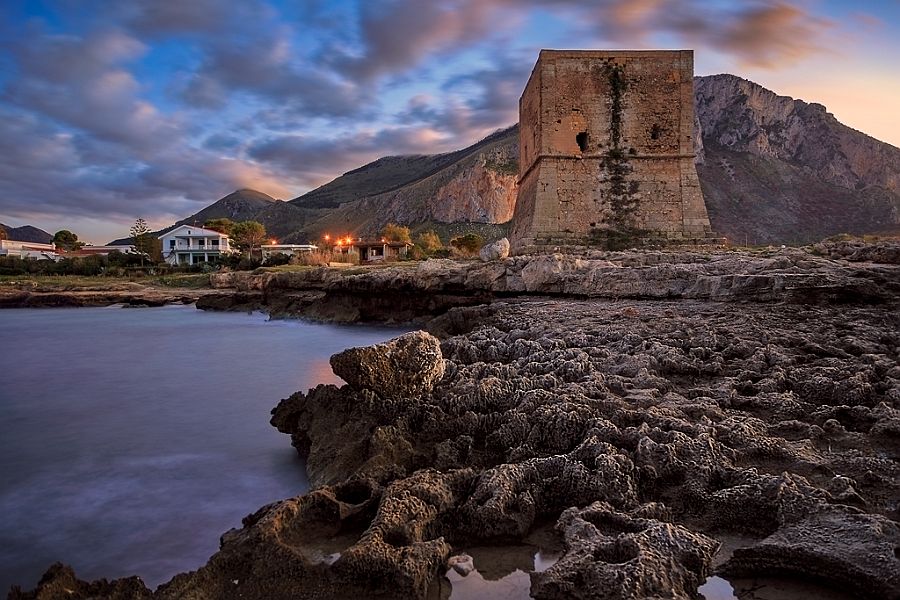 COLLURA MARIO - TORRE POZZILLO A MARINA DI CINISI (PA).jpg